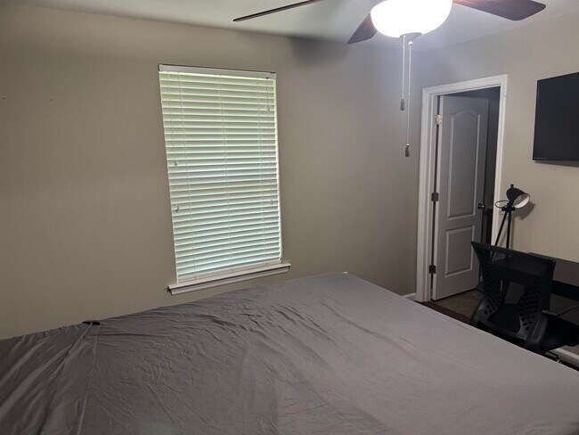 Foto del edificio - 3356 Fort Collins Ln