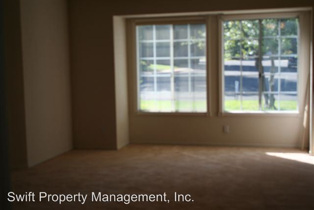 Foto del edificio - 1295 Edgewood Dr