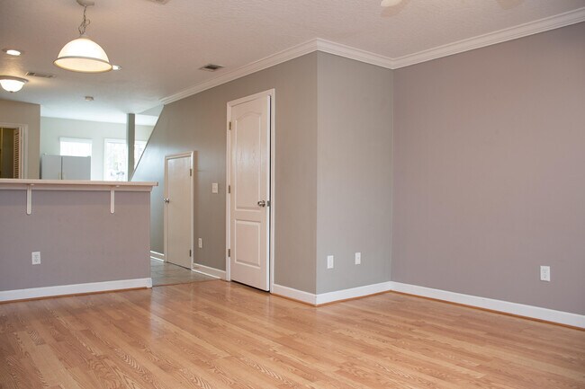 Building Photo - 1852 Shay-Lin Ct