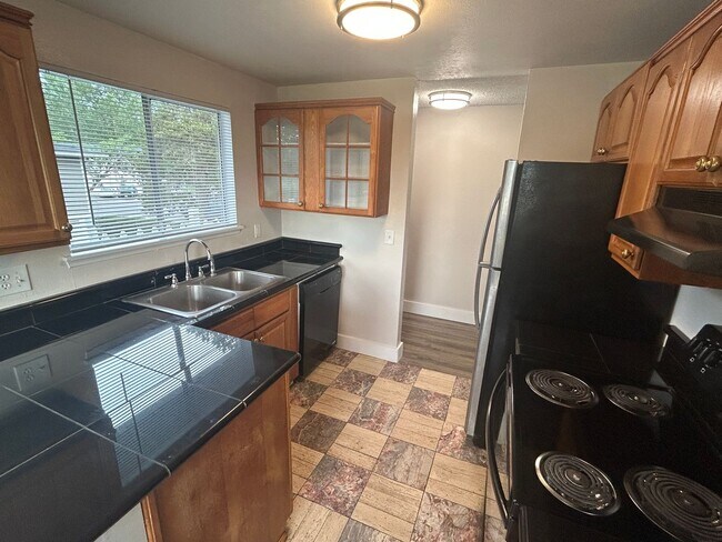 Foto del edificio - 2409 N St NE