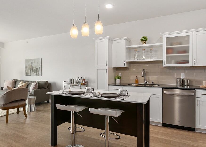 CV2 3485 Promenade Ave Eagan, MN