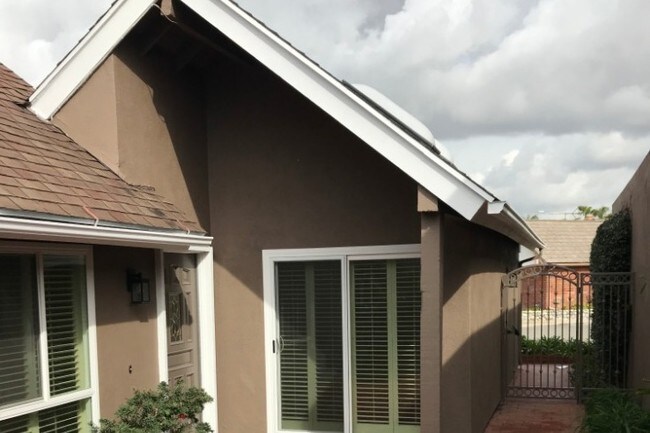 Courtyard Exterior - 310 Corsair Way