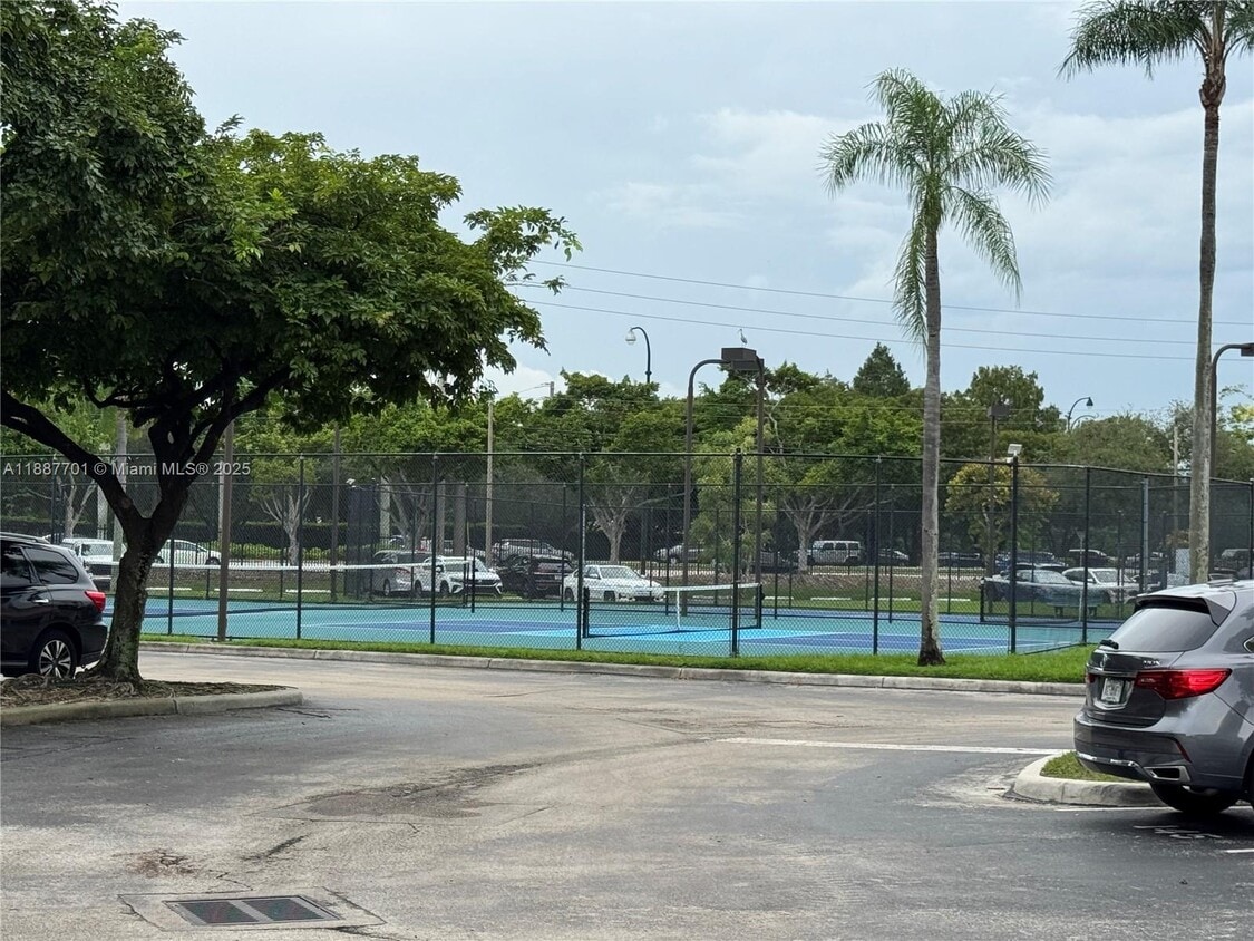 Primary Photo - 2051 Renaissance Blvd