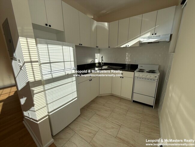 Foto del edificio - 1669 Commonwealth Ave