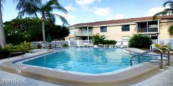 Foto del edificio - 6306 7th Ave W