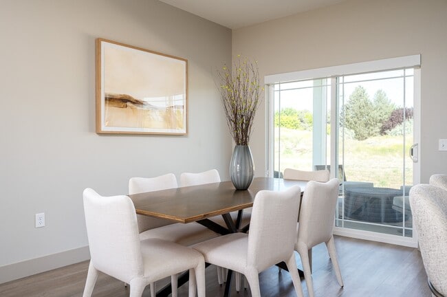 Casas adosadas Tidewater | Comedor - Tidewater Communities