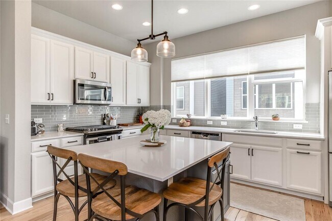 Foto del edificio - 1405 Hyde St