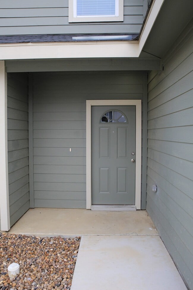 Building Photo - 7239 Converse Ridge Ln