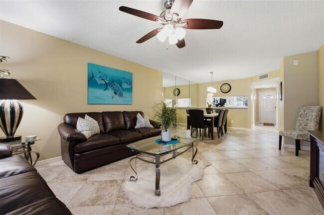 Foto del edificio - 5501 Ashton Way