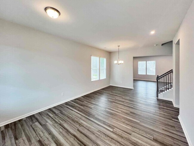 Building Photo - BRAND NEW 3 BR/2.5 BA Traditional in Acworth!