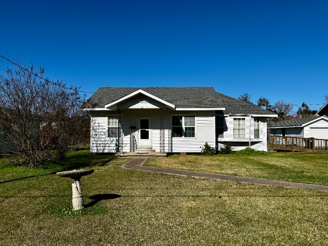 Building Photo - 222 Woodruff St