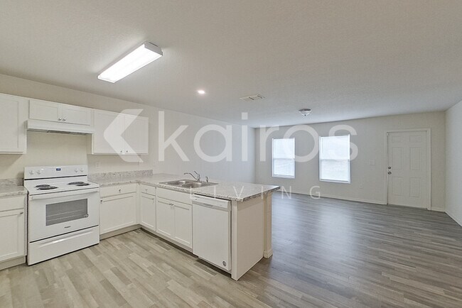 Foto del edificio - 10117 Elgin Blvd