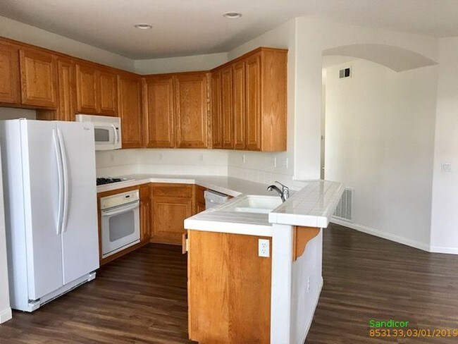 Building Photo - 10788 Corte de Tiburon