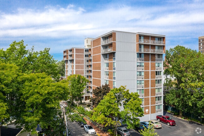 Building Photo - Cambridge Court Apartments 55+ Community