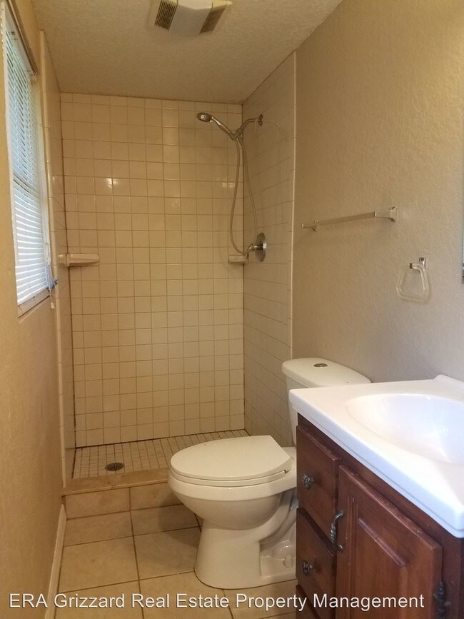 Foto del edificio - 2 br, 1 bath House - 1304 Sherman Ave