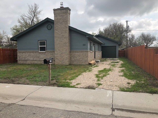 Building Photo - 1131 N Jefferson St