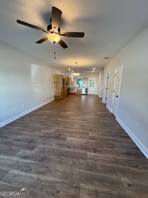 Building Photo - 108 Crest Pointe S