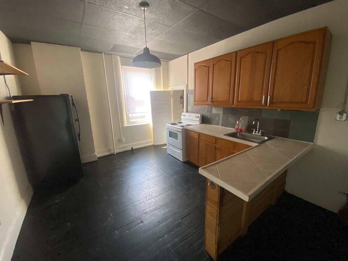 447 Sharon Ave Unit 5, Sharon Hill, PA 19079 Apartments in Sharon