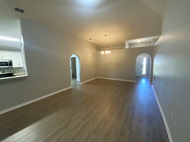 Building Photo - 1333 Toft Ct