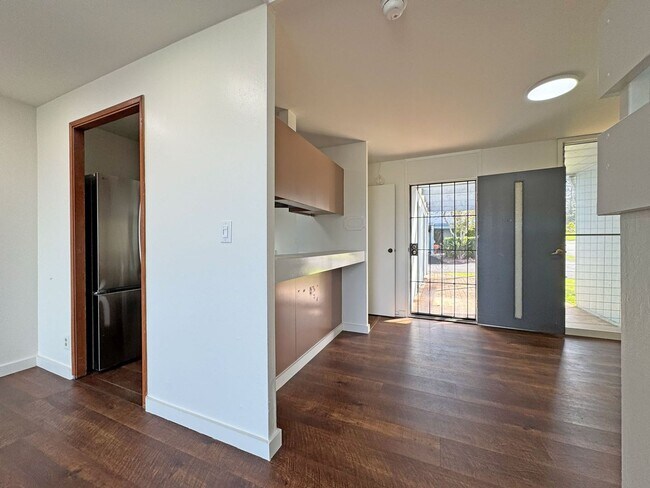 Building Photo - 95-325-325 Kahikinui Ct