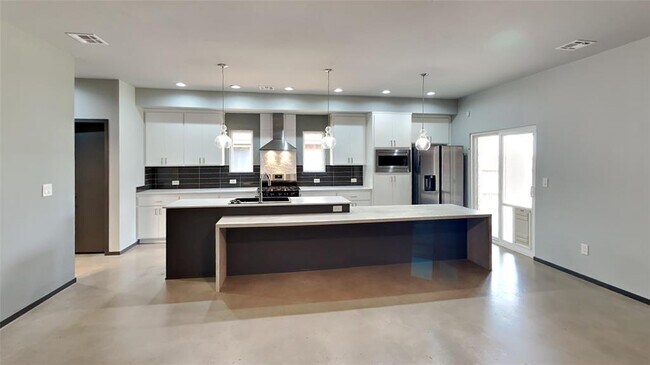 Foto del edificio - 7129 NW 146th St