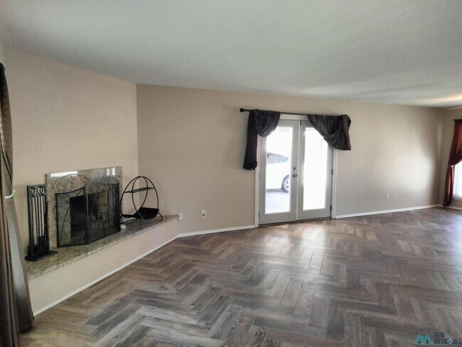 Foto del edificio - 1408 Colonial Pkwy