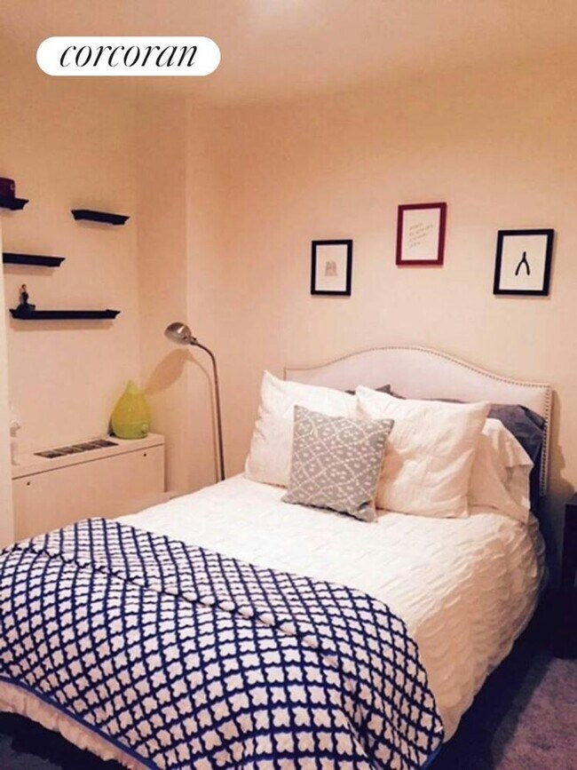 Foto del edificio - 305 E 63rd St