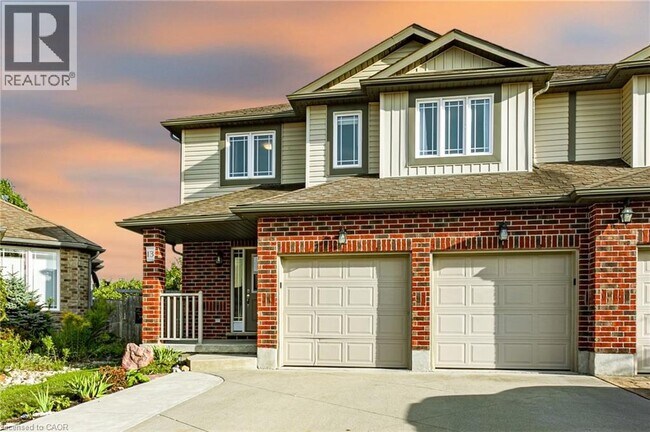 Building Photo - 13 Ridgewood Ct