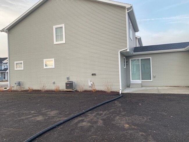 Foto del edificio - 604 Sugar Maple Ln