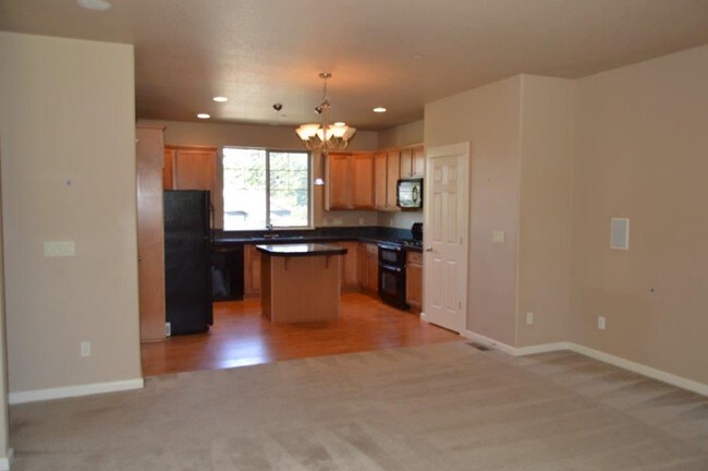 Foto del edificio - 15522 SW Stone Ridge Cir