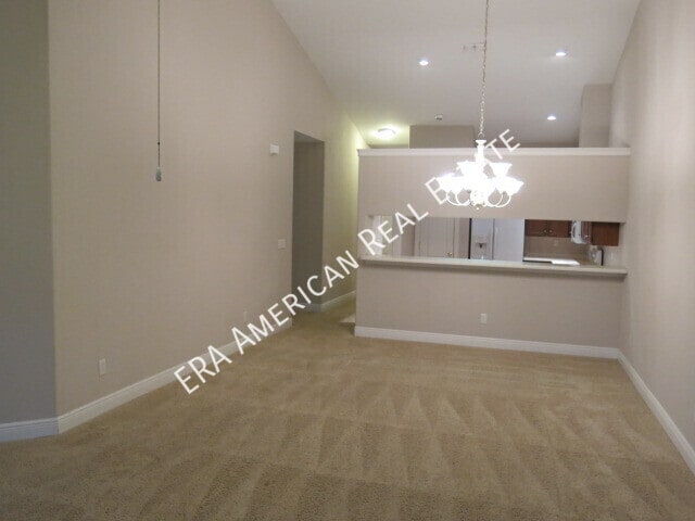 Foto del edificio - 219 Diamond Cv