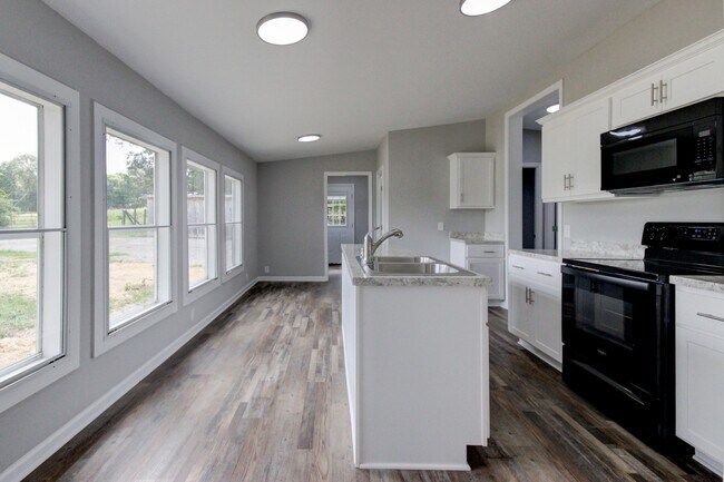 Building Photo - 1411 Turnipseed Rd