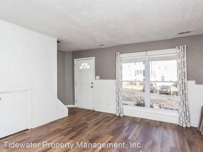 Building Photo - 3 br, 1.5 bath House - 8841 Pennsburry Pl