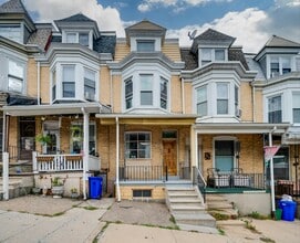 Building Photo - 542 S 16th St