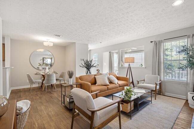 Foto del edificio - Belmont Crossing Apartment Homes