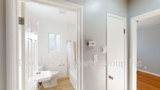 Building Photo - 22815 Grand St