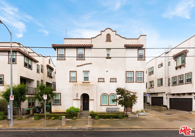 Foto del edificio - 5053 Echo St