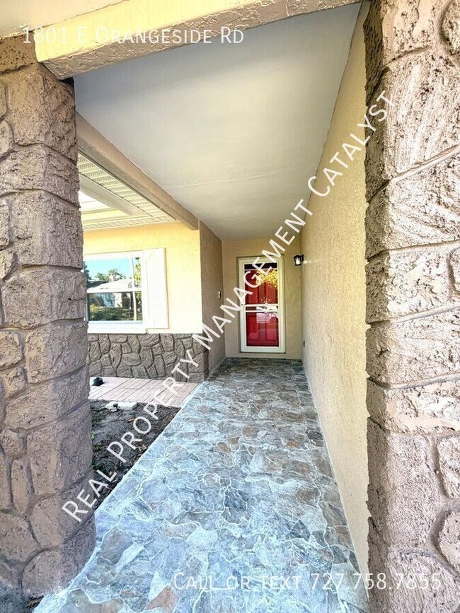 Foto del edificio - 1801 E Orangeside Rd