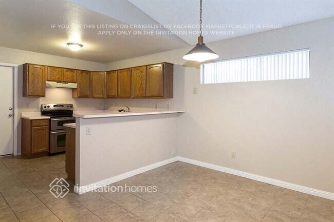 Foto del edificio - 11564 W Sage Dr