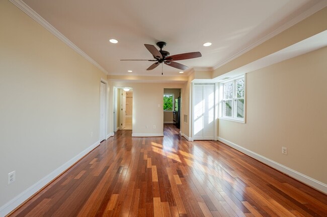 Foto del edificio - 3868 9th St SE