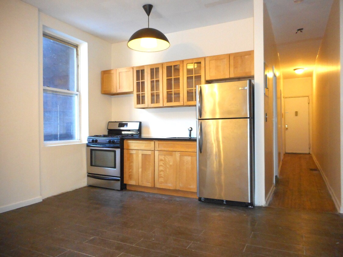 Foto principal - 57 Grove St