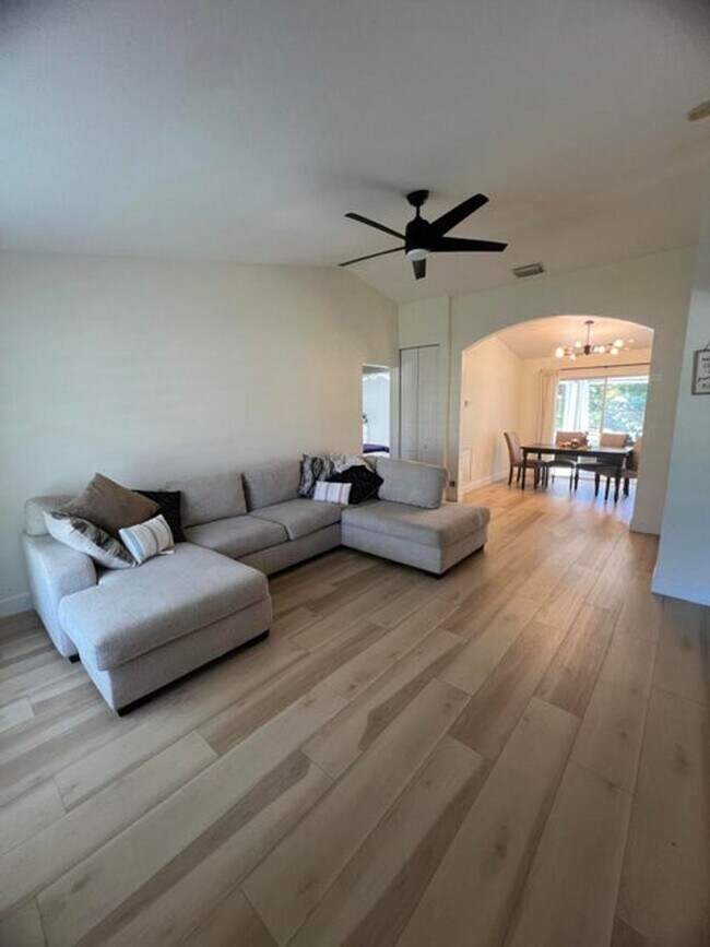 Foto del edificio - 17680 93rd Rd N