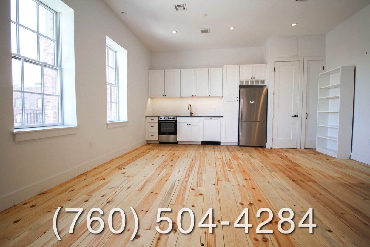 Primary Photo - 291 Metropolitan Ave