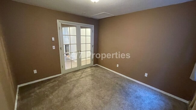 Foto del edificio - Lovely 2 BD | 2 BA Condo with Balcony - We...