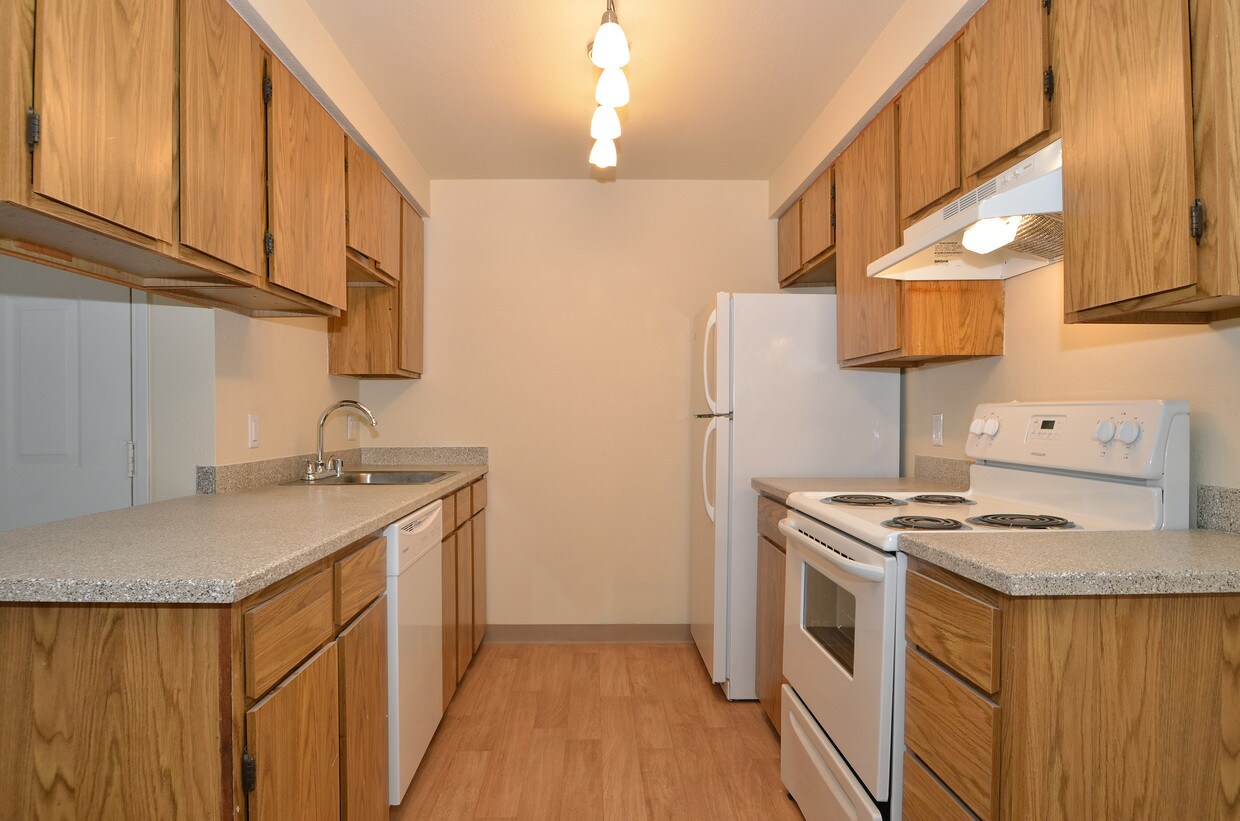 Alvista Lake Meridian Apartments Kent, WA