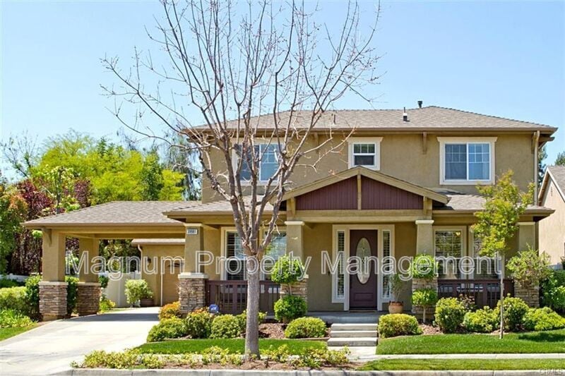 Foto principal - 39981 Williamsburg Pl
