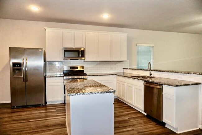 Foto del edificio - 210 Bent Creek Dr