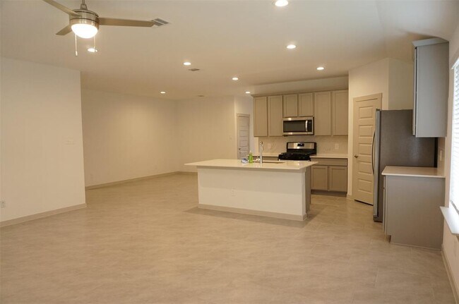 Building Photo - 3966 Canyon Shore Ln