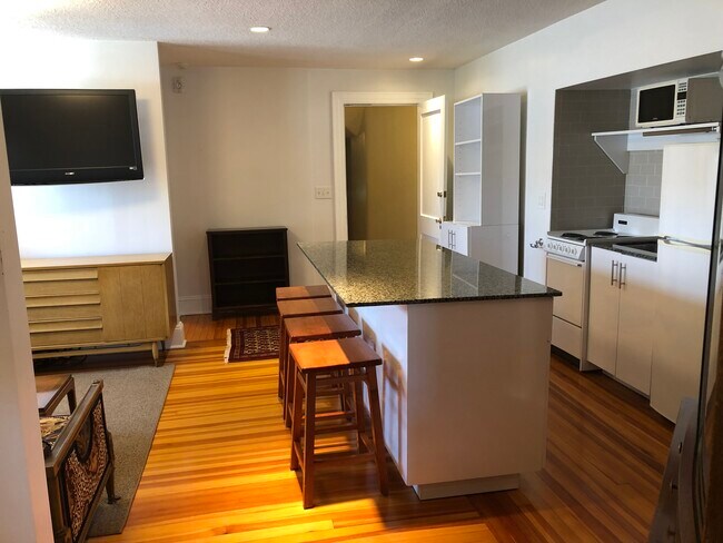 Cocina 2 - 86 Lancaster Rd