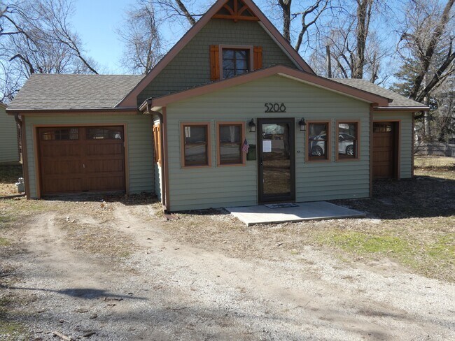 Foto del edificio - 5208 N Bellefontaine Ave
